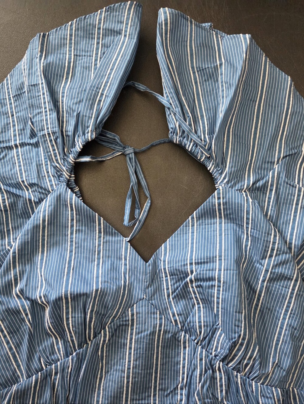 NWT - Adelyn Rae Shannon Blue Striped Flutter Sleeve Tie Back Midi Dress -Size M - Picture 10 of 14